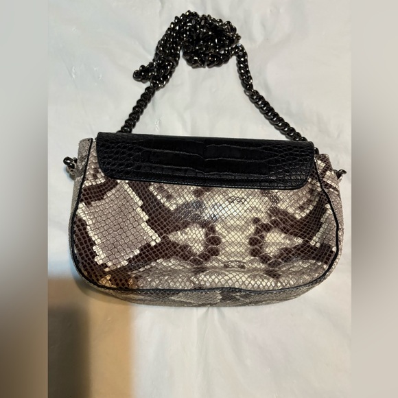Vittoria Napoli Leather and Python Stylish Crossbody Bag - Picture 5 of 14